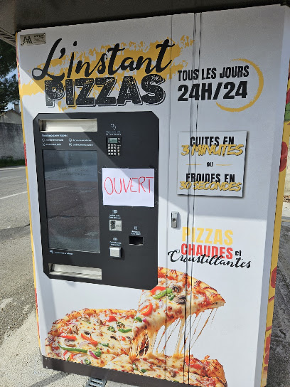 Pizza de L'instant pizzas distributeur 24h/7j à Morières-lès-Avignon
