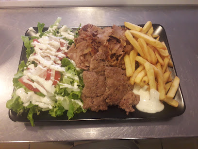Pizza de Royal Pizz’Kebab. à Entraigues-sur-la-Sorgue
